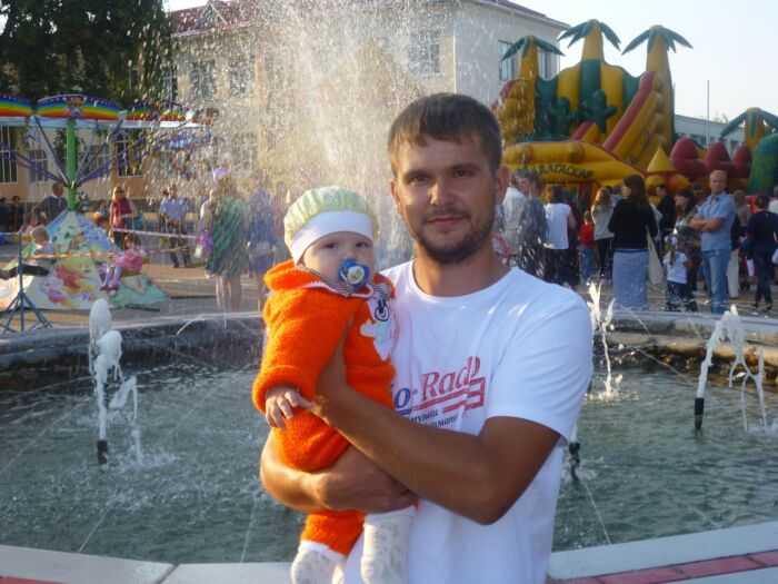 Это я и маленькая дочка.